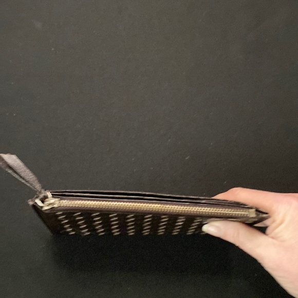 Bottega Veneta Long Wallet - Picture 2 of 7